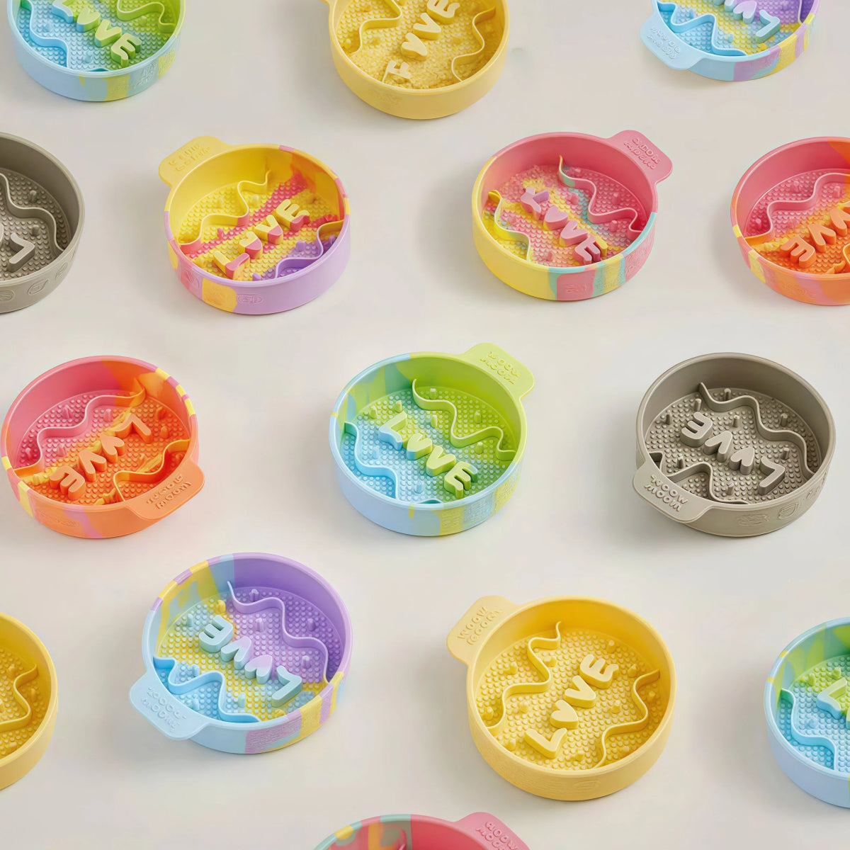 Maze Slow Feeder Dog Bowl – Candy Pop